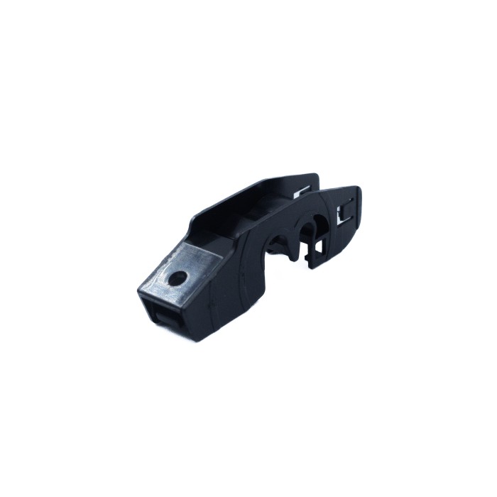 Щётка стеклоочистителя каркасная 450 (18") 2 адапт. (SRS 70362) SURAI