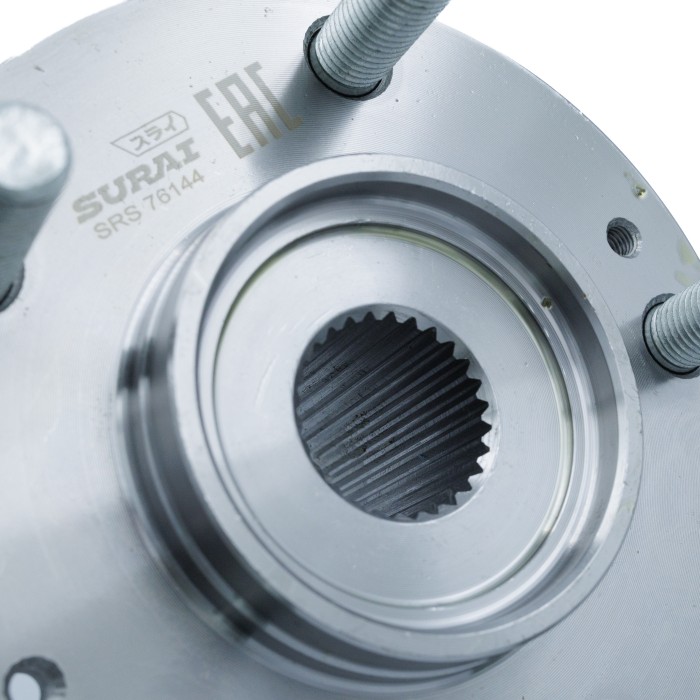 Ступица Kia CEED (12-)/Hyundai i30 (11-) перед. с подшип. (SRS 76144) SURAI