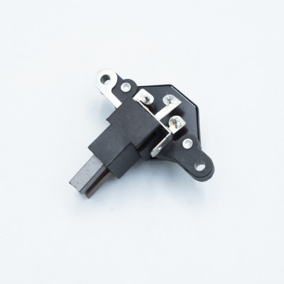 Регулятор напряжения генератора Лада 2110-2112/2170-2172 (SR 01307) SURAI