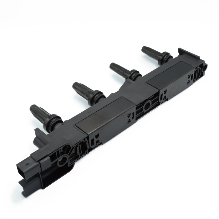 Катушка зажигания Peugeot 406 (99-)/407 (04-)/Citroen C5 (01-) 2.0i (SRS 70744) SURAI