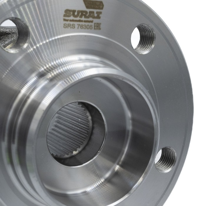 Ступица Volvo S60 (00-)/V70 (99-) перед. с подшип. (SRS 76305) SURAI