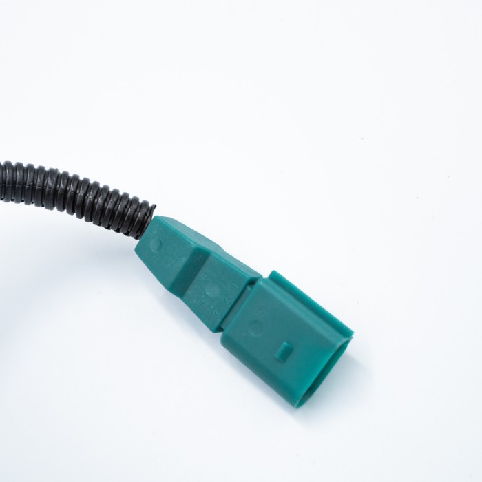 Датчик детонации VAG Tiguan (07-) 2.0 TFSi (SRS 71020) SURAI