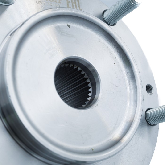 Ступица Kia Sorento (02-) перед. (SRS 76150) SURAI