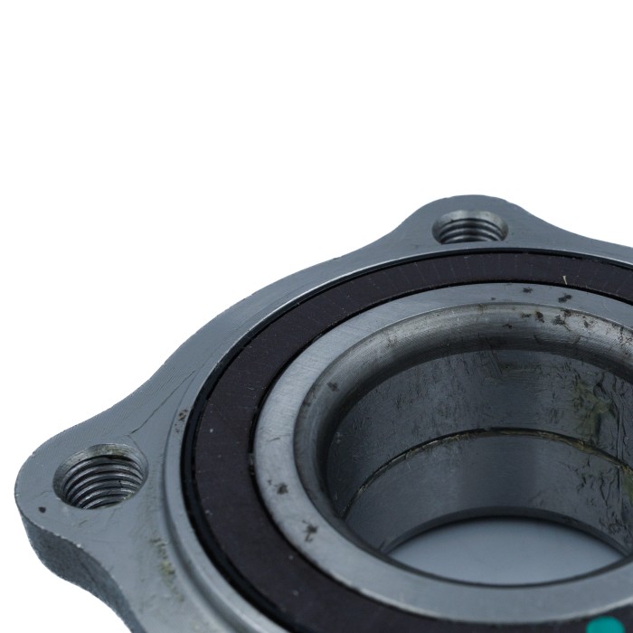 Ступица BMW 5 F10 (09-)/6 F06 (11-) зад. с подшип. (SRS 76014) SURAI