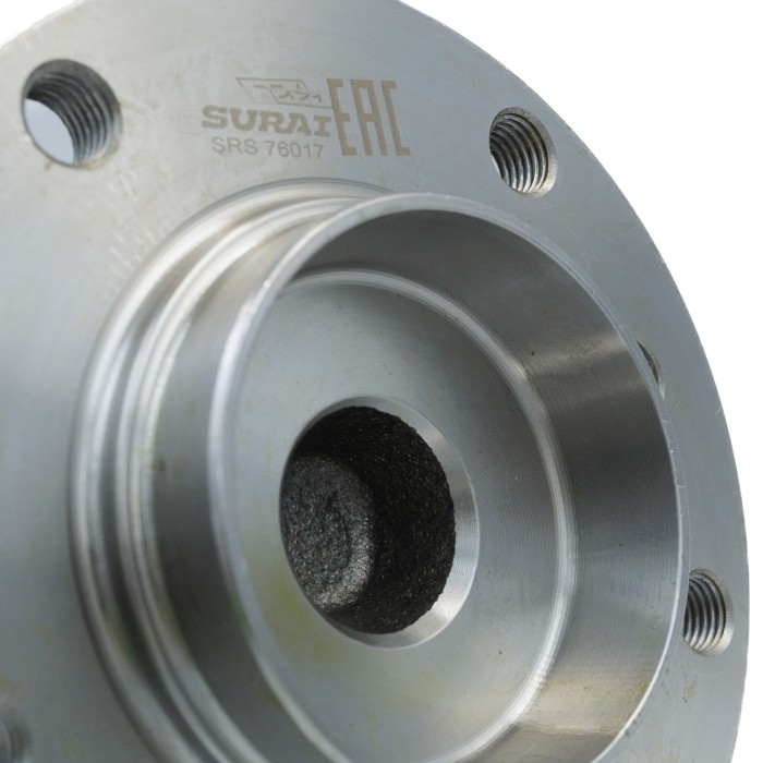 Ступица BMW 5 Е60 (01-)/6 Е63 (04-) перед. с подшип. (SRS 76017) SURAI