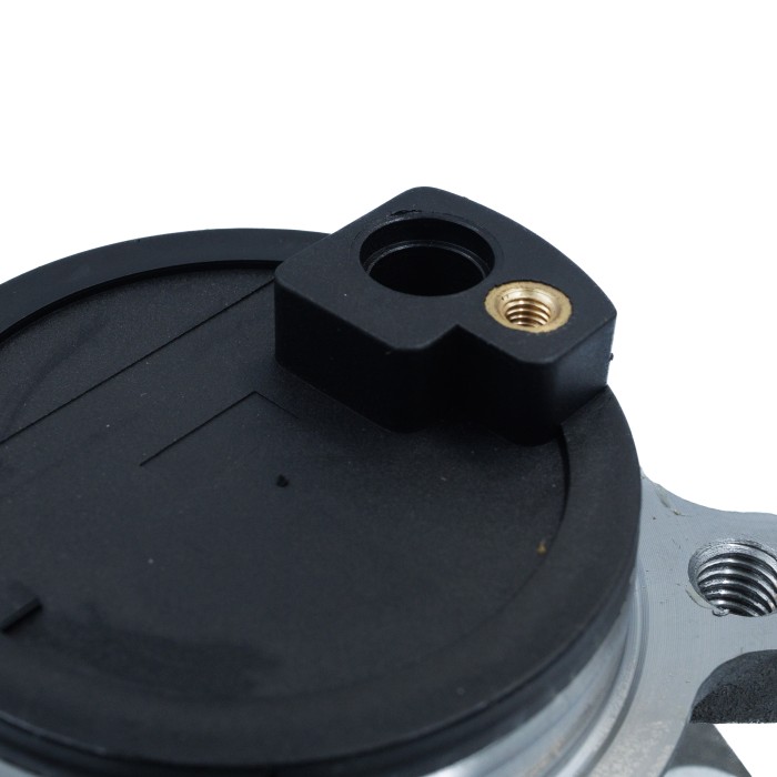 Ступица Volvo S40 (04-)/V50 (04-) зад. с подшип. (SRS 76302) SURAI