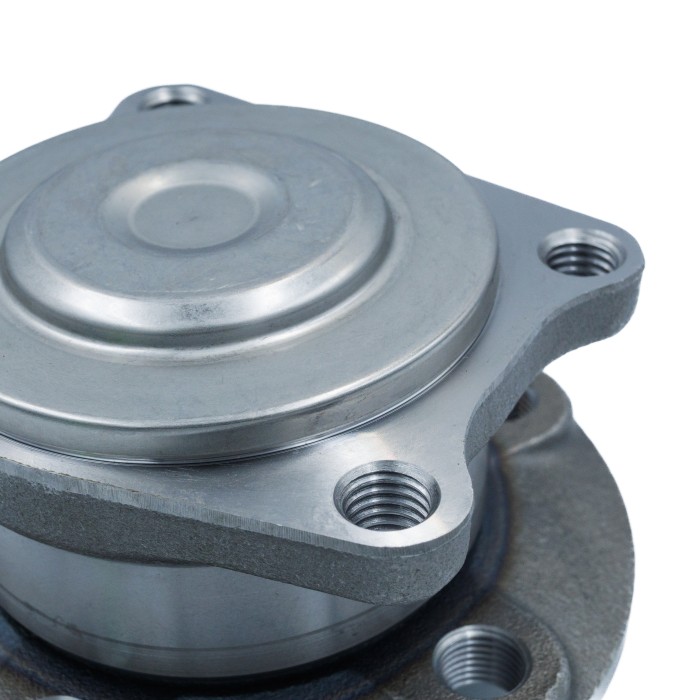 Ступица Volvo S60 (01-)/V70 (01-) зад. с подшип. (SRS 76306) SURAI