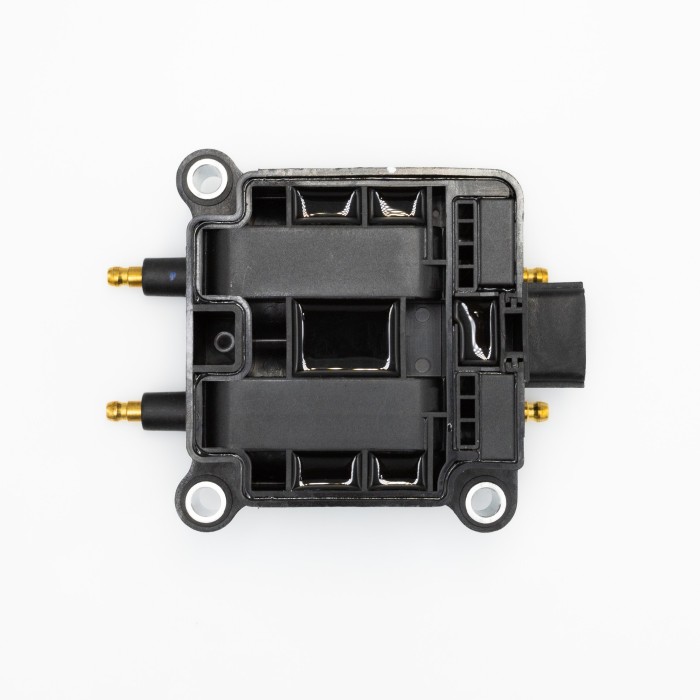 Катушка зажигания Subaru Legacy III (00-)/Forester (02-) 2.0i/2.5i (SRS 70757) SURAI