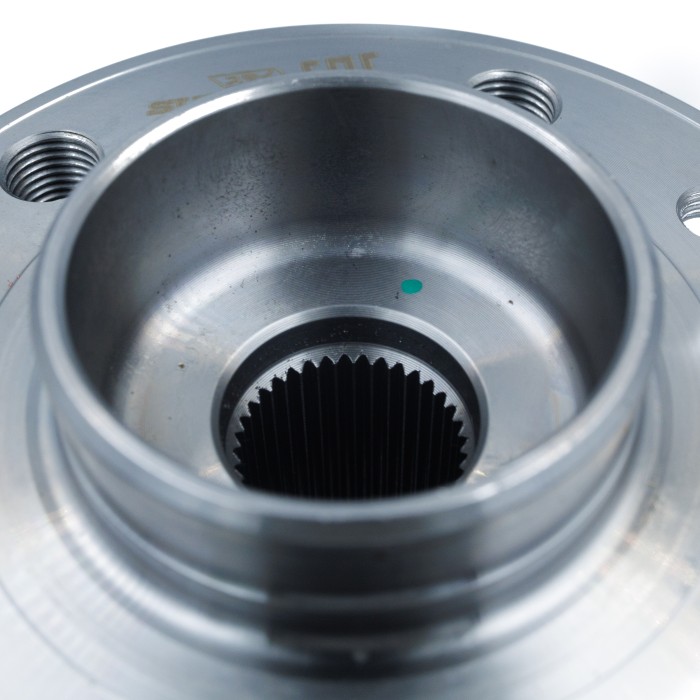 Ступица Volvo S60 (10-)/V70 (10-) зад. с подшип. AWD (SRS 76309) SURAI