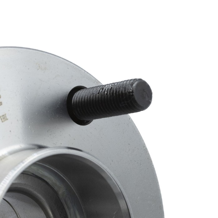 Ступица Ford Mondeo (93-) зад. с подшип. седан/хетчбэк (SRS 76070) SURAI