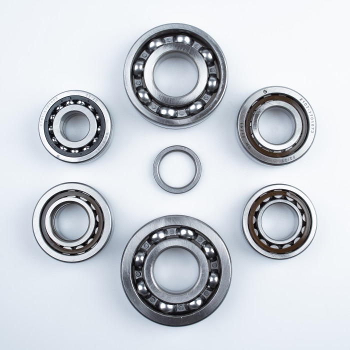 Подшипники КПП Лада 21074 (кмпл: подшип. 6.шт./кольца 2шт.) 5МТ (SR 01741) SURAI