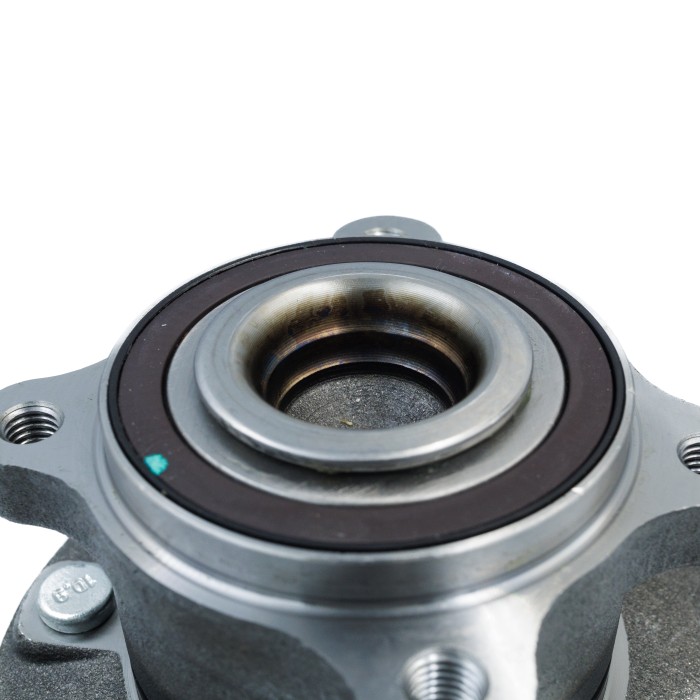 Ступица Chevrolet Cruze (09-)/Opel Astra J (10-) зад. с подшип. R-16 с ABS 5x115 (SRS 76038) SURAI