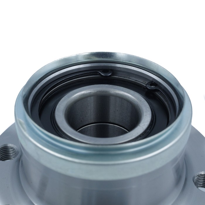 Ступица Лада 2108-21099/2110-2112/1118/2190 зад. с подшип. (SRS 76327) SURAI