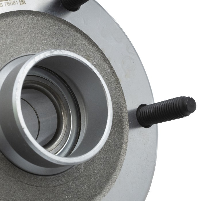 Ступица Ford Transit (00-) зад. с подшип. FWD г/п до 1300 кг. без ABS (SRS 76081) SURAI