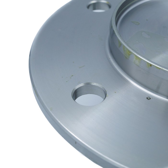 Ступица Лада 2121 перед. (SRS 76329) SURAI