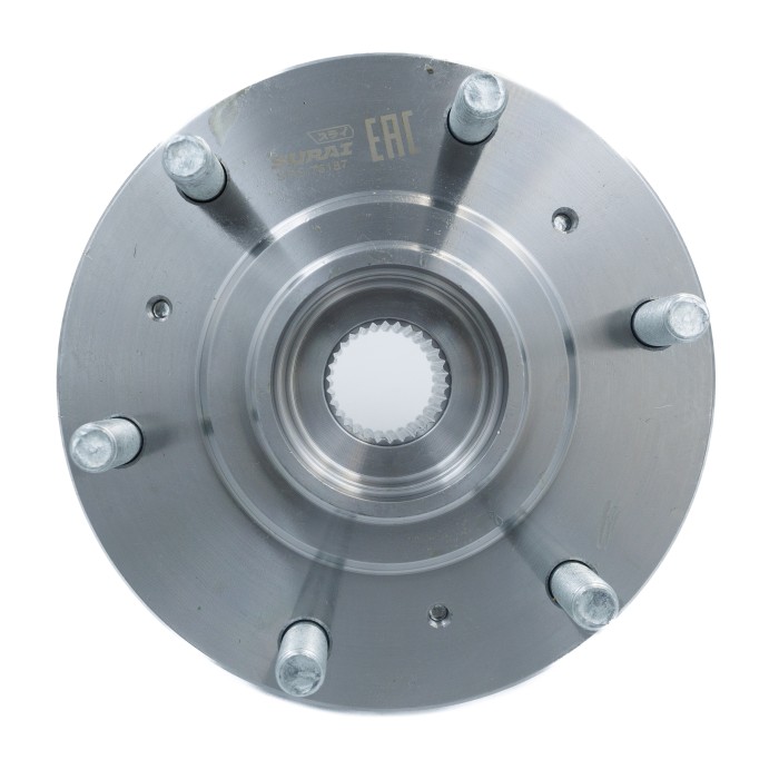 Ступица Mitsubishi L200 (06-)/Pajero Sport (08-) перед. с подшип. (SRS 76187) SURAI