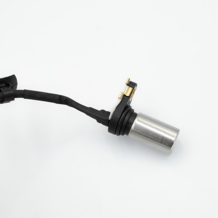 Датчик положения коленвала Toyota Rav 4 (00-)/Camry (01-)/Highlander (01-) 2.0i/2.4i (SRS 71222)