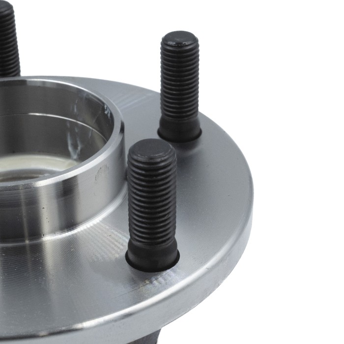 Ступица Ford Transit Connect (02-) зад. с подшип. (SRS 76089) SURAI