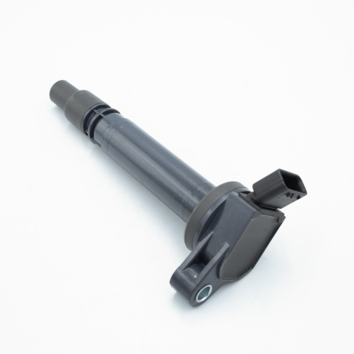 Катушка зажигания Toyota/Lexus Camry XV50 (11-)/LC J150 (09-) 2.0i-5.7i (SRS 70773) SURAI