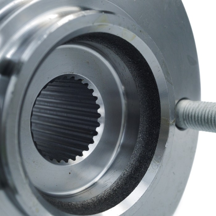 Ступица Mitsubishi Outlander XL (06-) зад. с подшип. 4WD (SRS 76197) SURAI