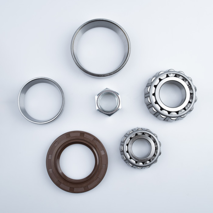 Подшипник ступицы ГАЗ 3302 перед. (кмпл: Подшипник2шт./сальник/гайка) (SR 01737) SURAI