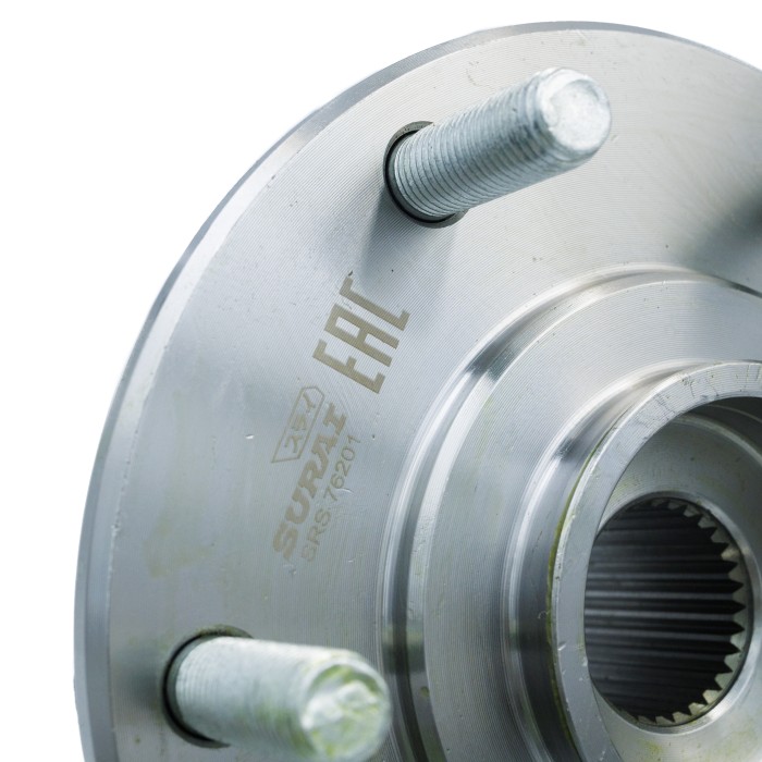 Ступица Mitsubishi Pajero IV (06-) перед. с подшип. (SRS 76201) SURAI