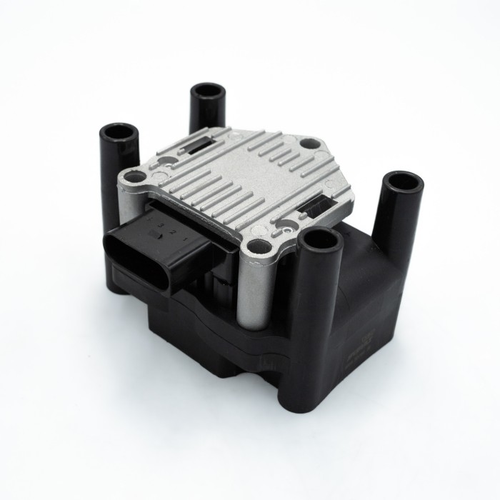 Катушка зажигания VAG Golf IV (97-)/Octavia (96-) (с коммут.) (4PIN) (SRS 70781) SURAI