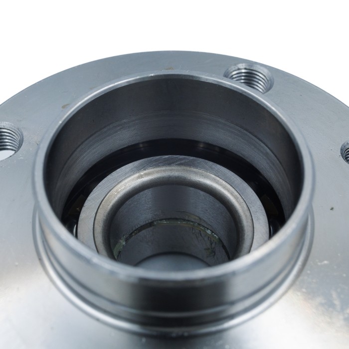 Ступица Fiat Linea (07-) зад. с подшип. (SRS 76059) SURAI