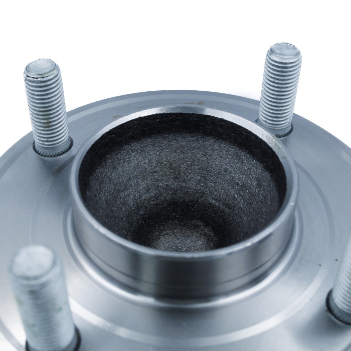 Ступица Ford Ecosport (13-) зад. с подшип. (SRS 76060) SURAI