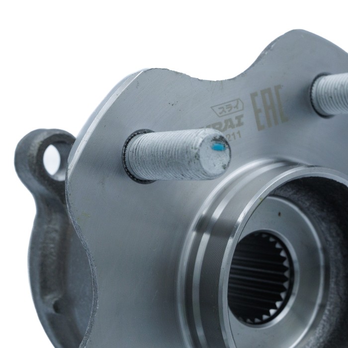 Ступица Nissan Qashqai (06-)/X-Trail (07-) зад. с подшип. 4WD (SRS 76211) SURAI