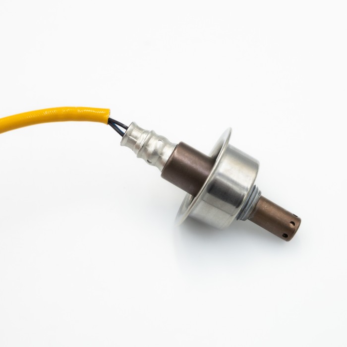 Датчик кислорода Honda Civic (06-) 1.8i/Accord (08-)/CR-V 2.0i до кат. (SRS 71648) SURAI