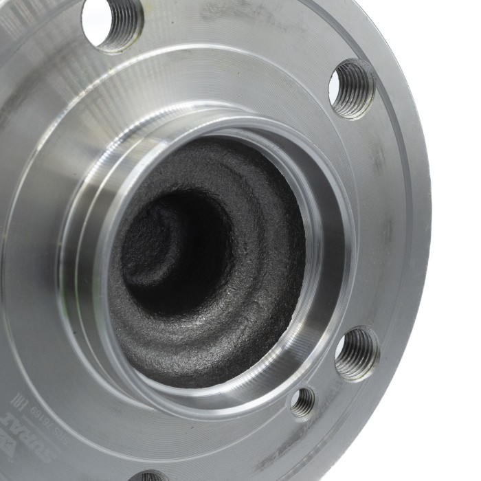 Ступица Mercedes-Benz A W176 (12-) зад. с подшип. (SRS 76169) SURAI