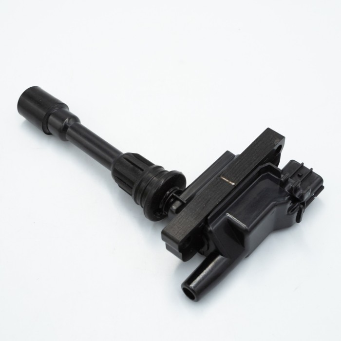 Катушка зажигания Mazda 323 (98-)/Premacy (99-) 1.8i/2.0i (SRS 70685) SURAI