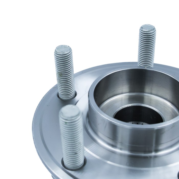 Ступица Ford Mondeo V (15-) перед. с подшип. (SRS 76076) SURAI