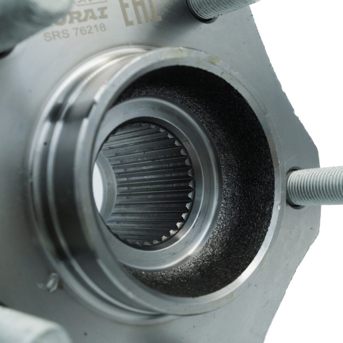 Ступица Nissan Teana L33 (13-)/Murano Z52 (14-)/Pathfinder (12-) перед. с подшип. (SRS 76218) SURAI