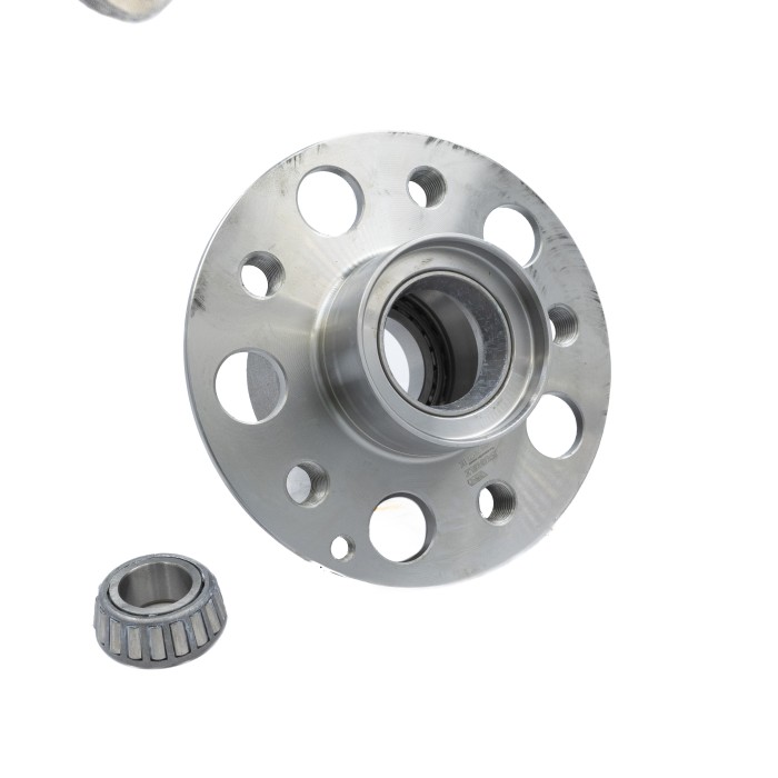 Ступица Mercedes-Benz E W211 (02-)/CLS C219 (04-) перед. с подшип. (SRS 76175) SURAI