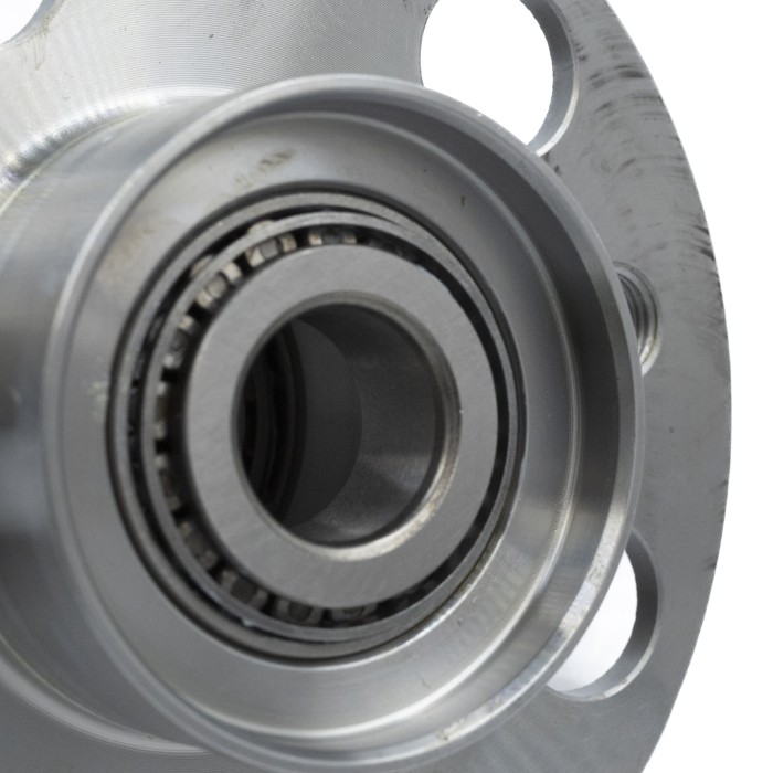 Ступица Mercedes-Benz E W211 (02-)/CLS C219 (04-) перед. с подшип. (SRS 76175) SURAI