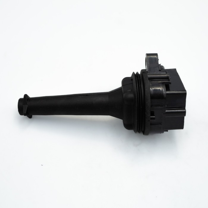 Катушка зажигания Volvo S60 (00-)/S80 (98-)/XC90 (02-) (SRS 70793) SURAI