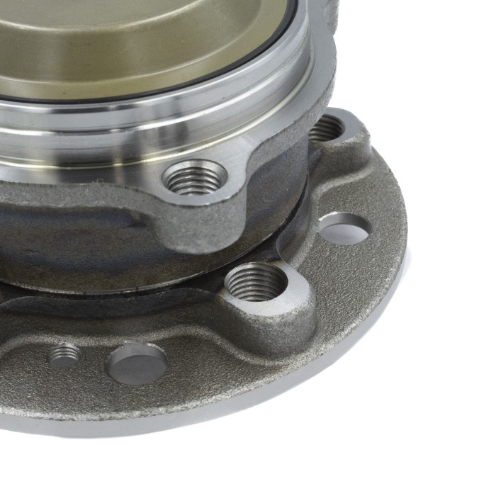 Ступица Mercedes-Benz E W213 (16-)/C W205 (14-) перед. с подшип. (SRS 76178) SURAI