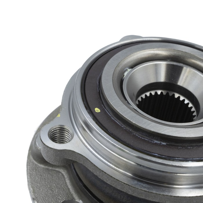 Ступица Mercedes-Benz E W213 (16-)/C W205 (14-) перед. с подшип. 4Matic (SRS 76338) SURAI