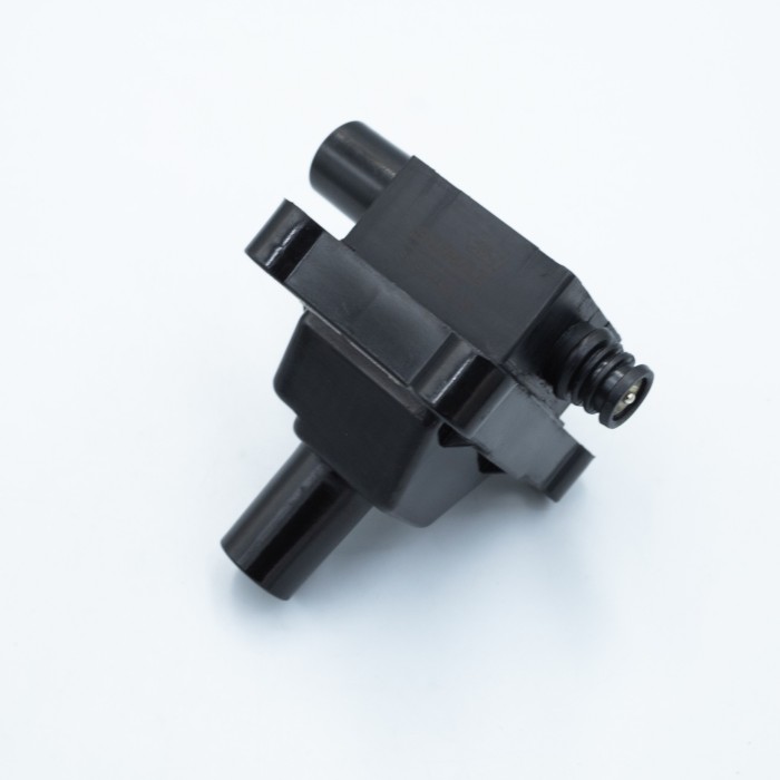 Катушка зажигания Mercedes-Benz C W202 (93-)/E W210 (95-) (без наконечника) (SRS 70693) SURAI