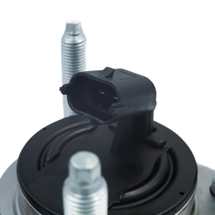 Ступица Opel Astra H (04-) зад. с подшип. 4 отв. (SRS 76230) SURAI