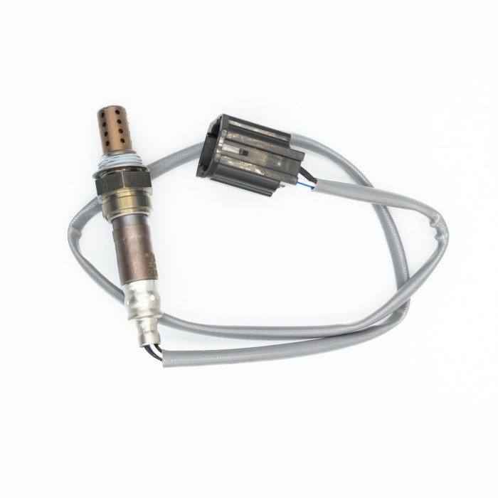 Датчик кислорода Mazda 3 BK (03-) 1.6i до кат. (SRS 71675) SURAI