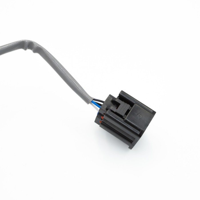 Датчик кислорода Mazda 3 BK (03-) 1.6i до кат. (SRS 71675) SURAI