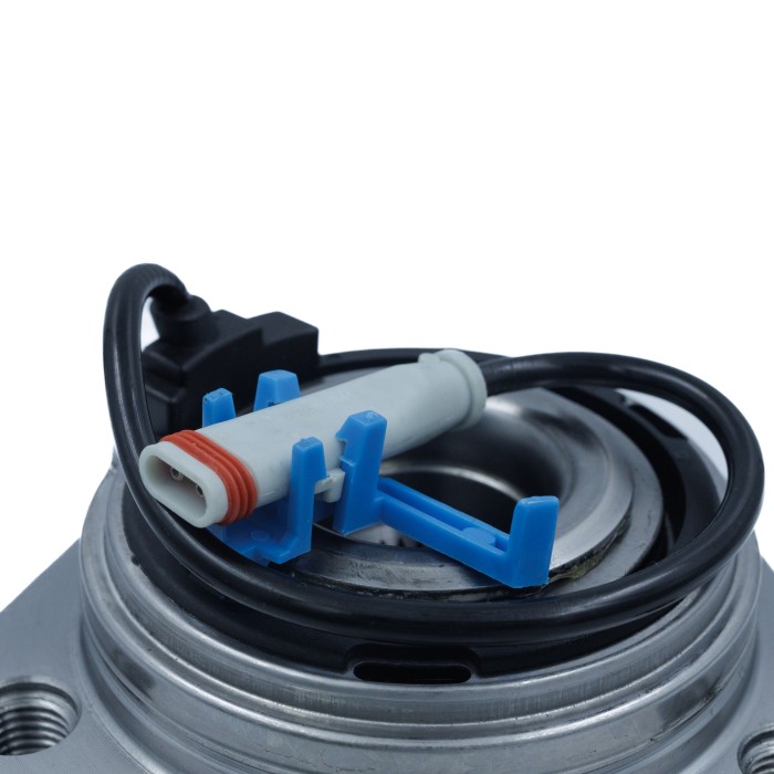 Ступица Opel Astra H (04-) перед. с подшип. 5 отв. (SRS 76233) SURAI