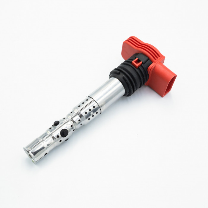 Катушка зажигания Audi A6 (01-)/A8 (03-) 3.0i (SRS 70601) SURAI