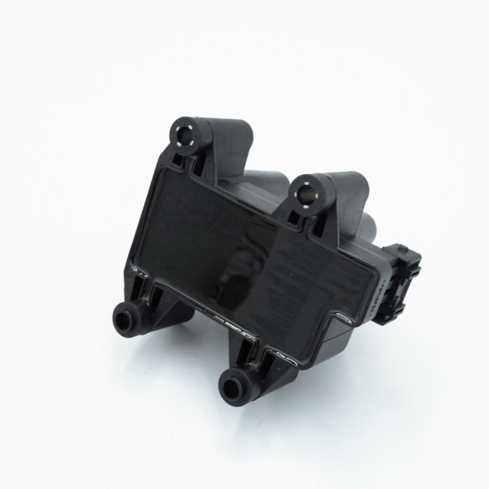 Катушка зажигания Chery Amulet A15 (06-)/Tiggo T11 (06-)/Fora A21 (06-) (SRS 70610) SURAI