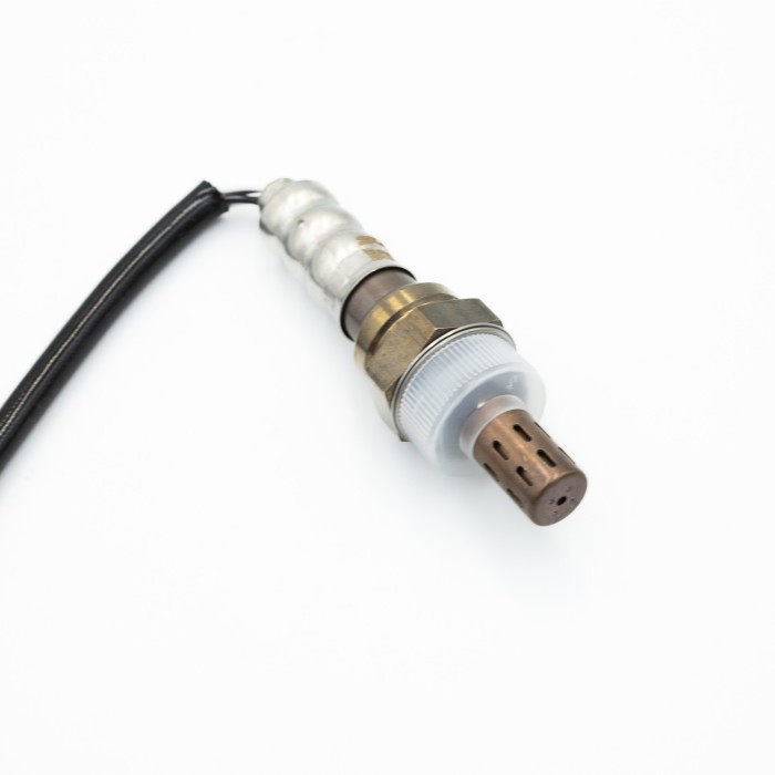 Датчик кислорода Nissan X-Trail (T30) (01-)/Teana I (J31) (03-) до кат. (SRS 71700) SURAI