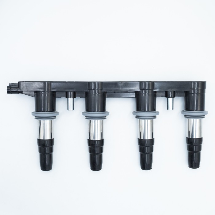 Катушка зажигания Chevrolet Cruze (09-) 1.8i (SRS 70611) SURAI