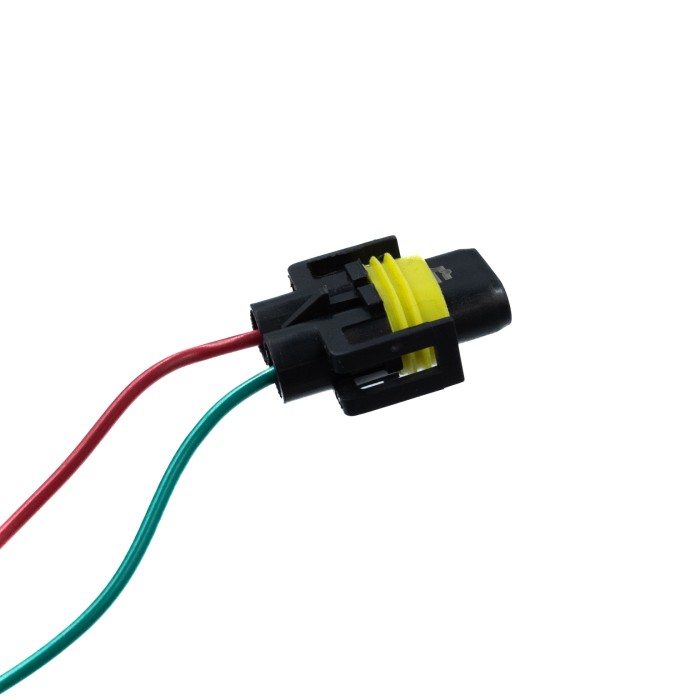 Разъем 2-х контактный с обратной частью, гнездовой к фарам H8, H11, H27/2, с проводами (12124819) (SR 00803) SURAI